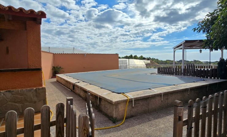 Sale - Chalet independiente - Callosa De Ensarrià