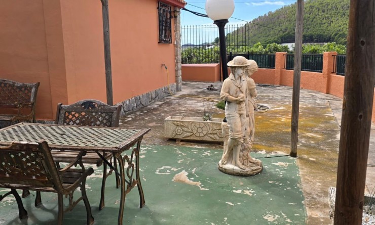 Sale - Chalet independiente - Callosa De Ensarrià