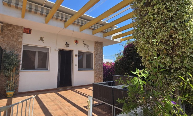 Wederverkoop - Terraced house / Townhouse - Orihuela Costa - Mil Palmeras