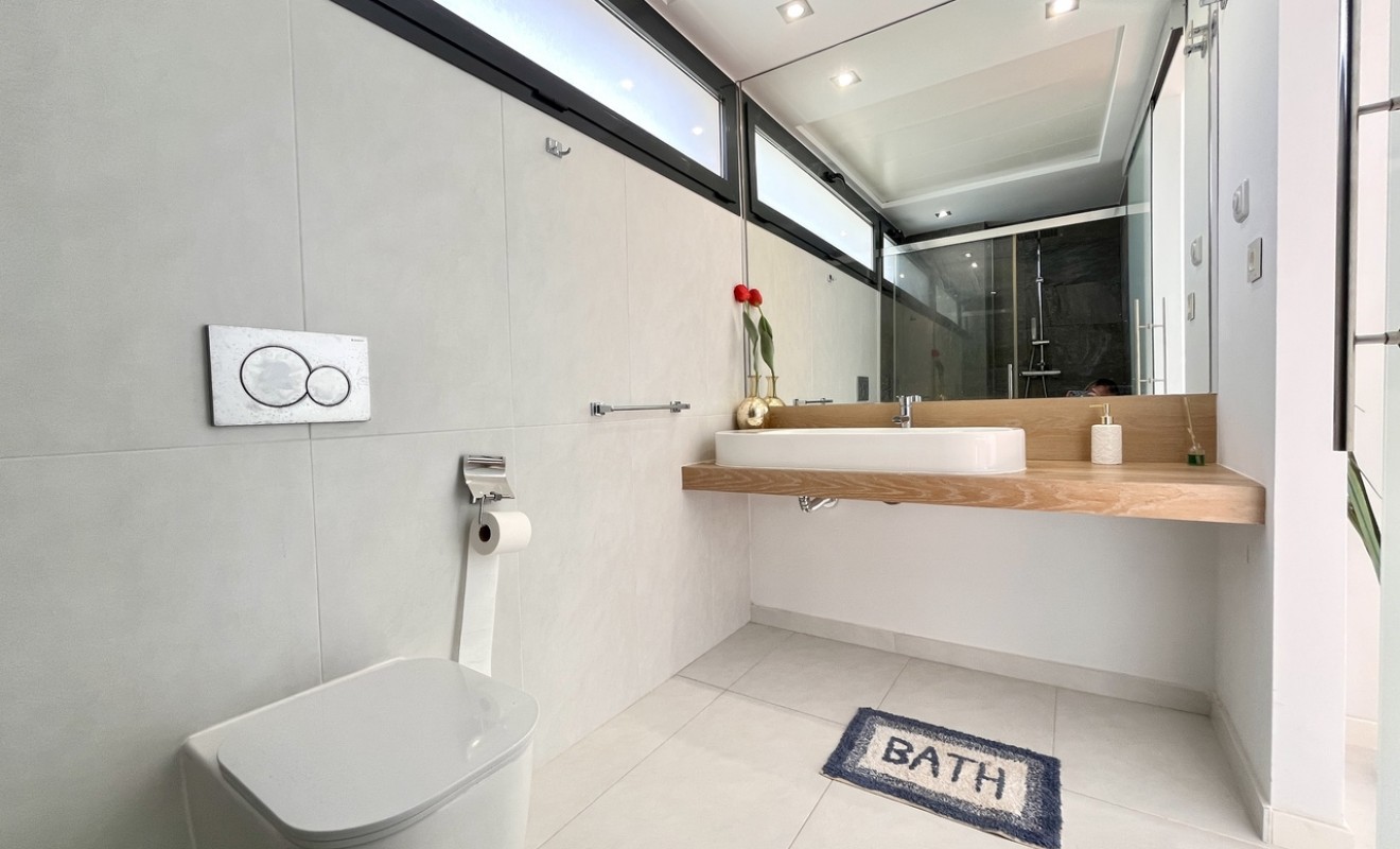 Wederverkoop - Villa - Orihuela Costa