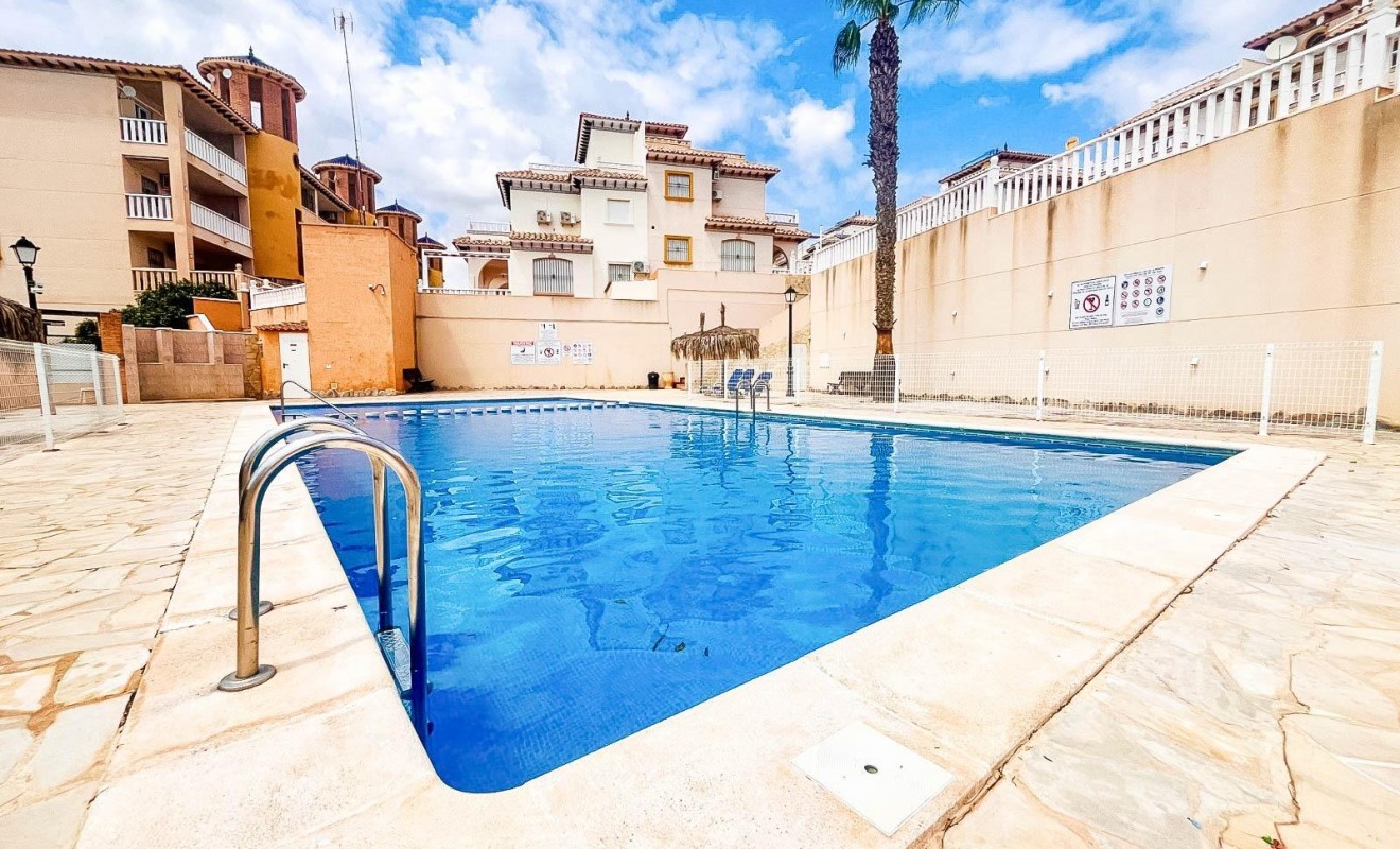 Sale - Apartamento - Orihuela Costa - Lomas de Cabo Roig