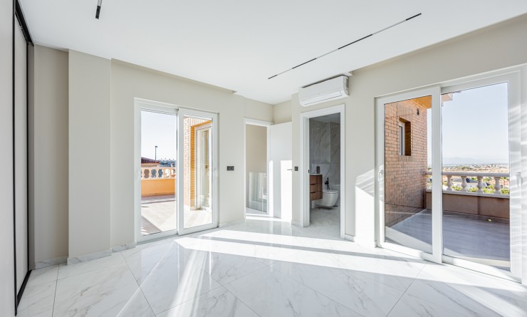 Wederverkoop - Villa - Cuidad Quesada