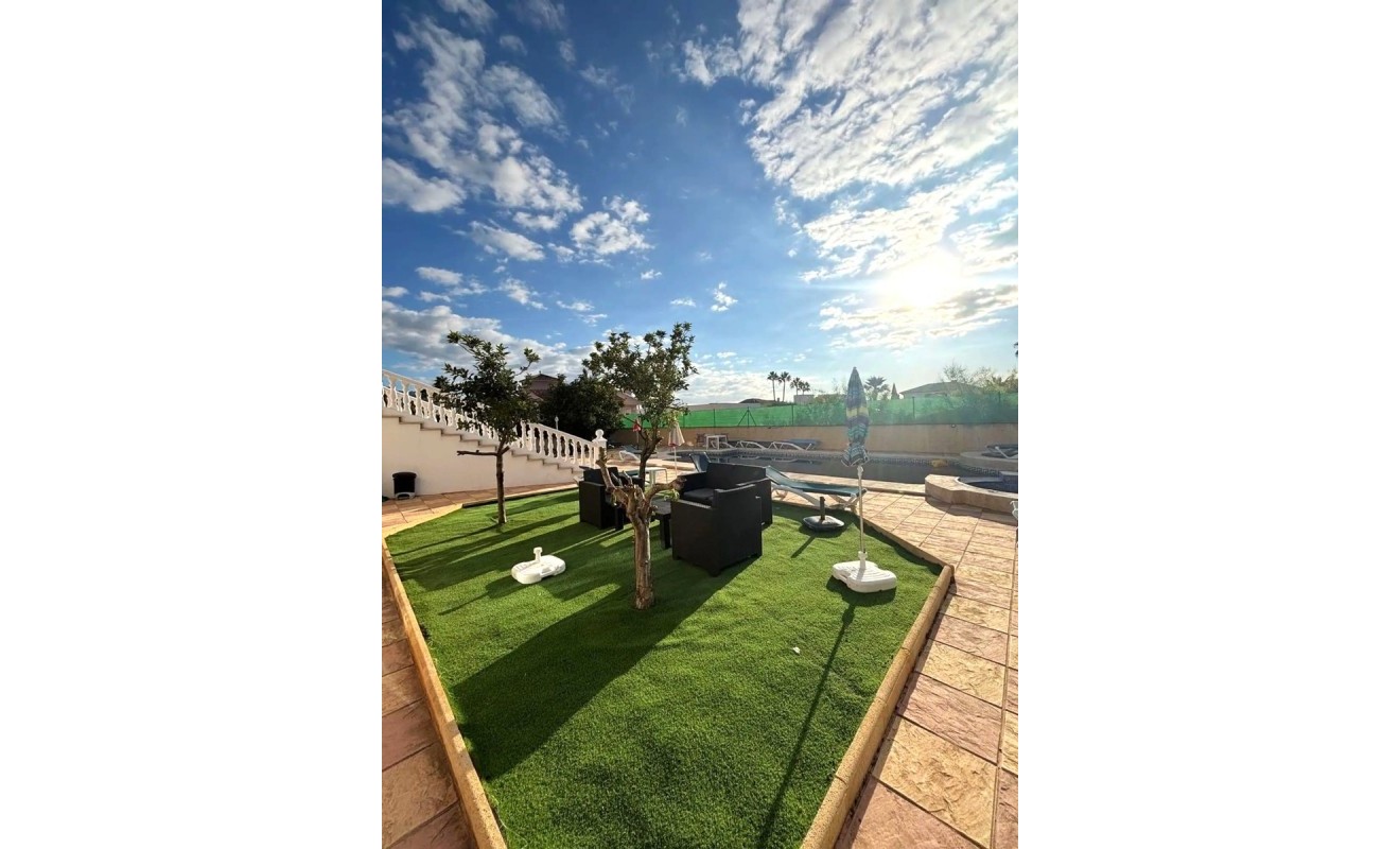 Wederverkoop - Villa - Alfas del Pí