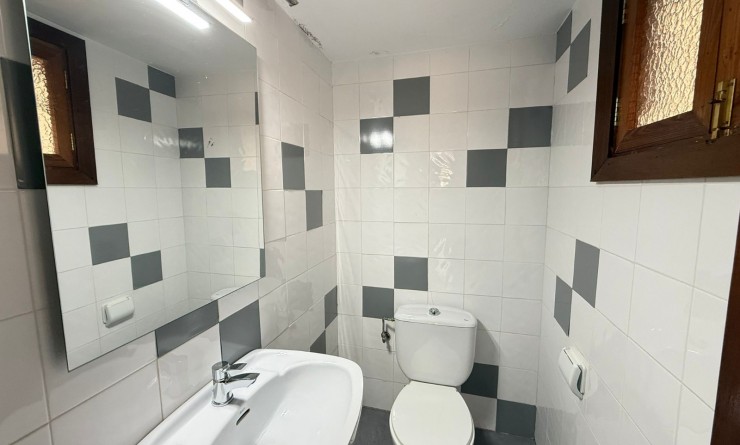 Wederverkoop - Local - Tavernes de la Valldigna - Pueblo