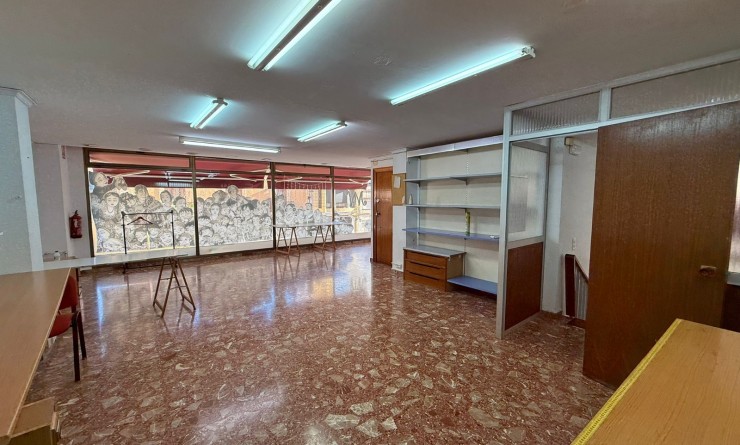 Wederverkoop - Local - Tavernes de la Valldigna - Pueblo