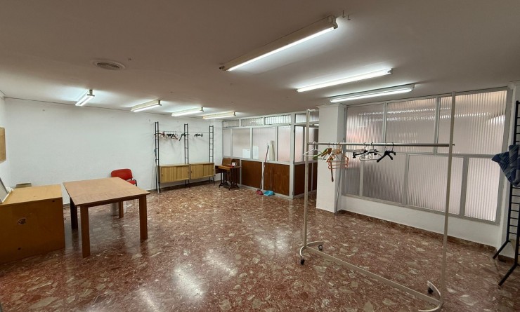 Wederverkoop - Local - Tavernes de la Valldigna - Pueblo