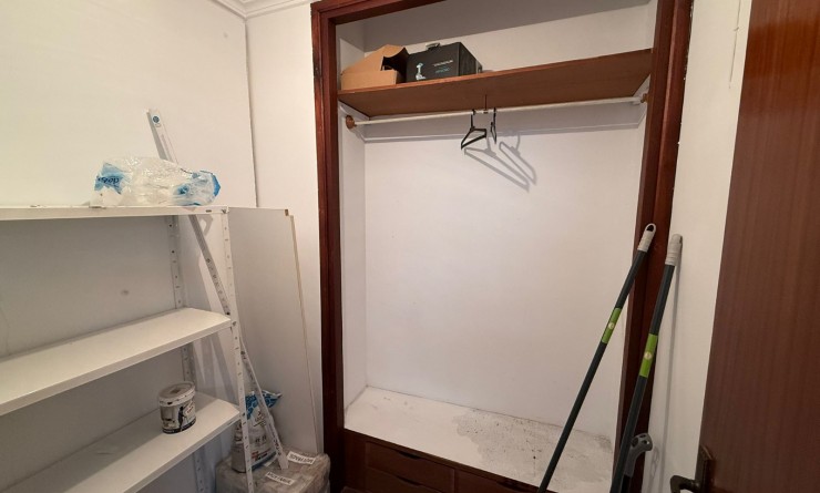 Wederverkoop - Local - Tavernes de la Valldigna - Pueblo