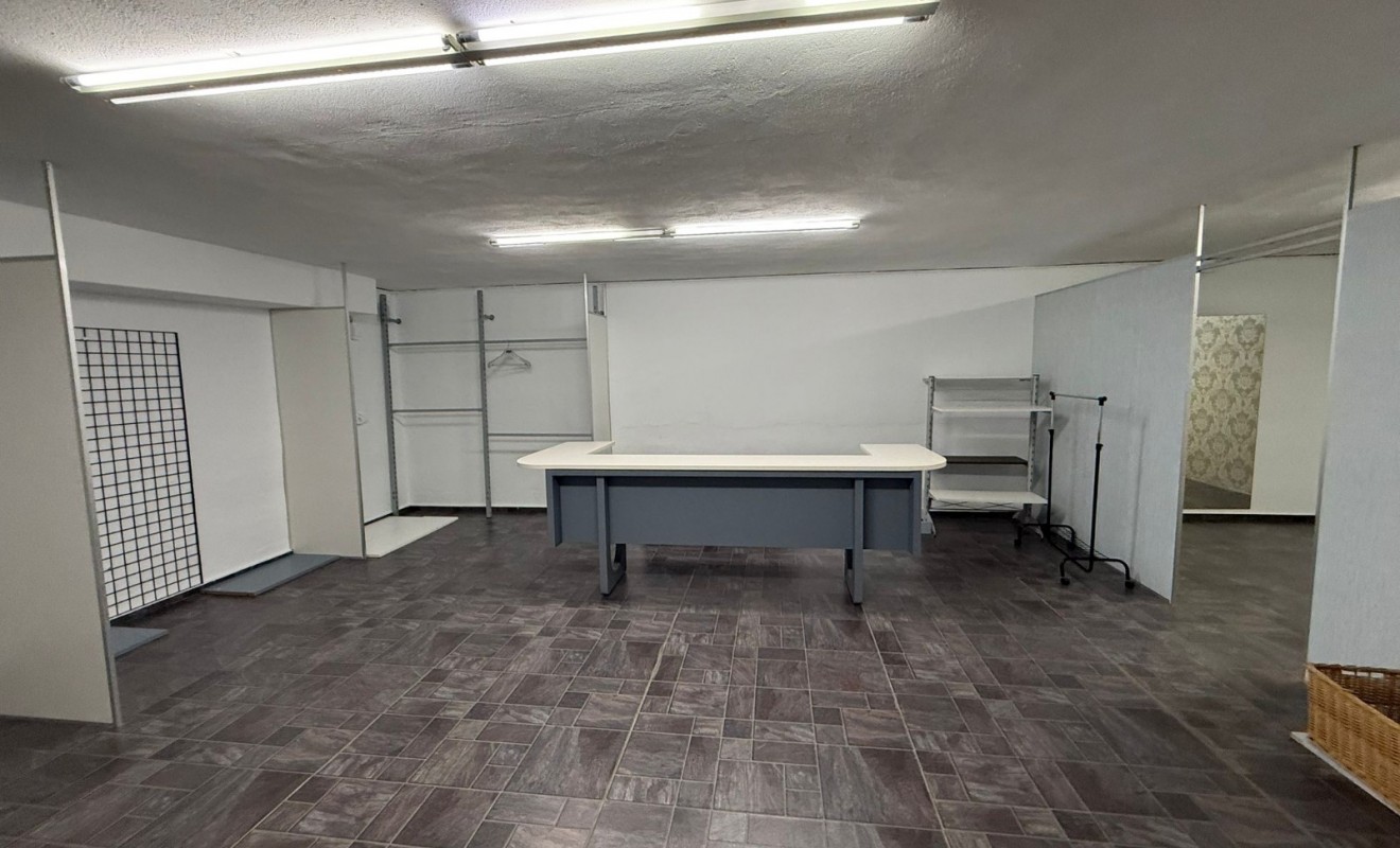 Wederverkoop - Local - Tavernes de la Valldigna - Pueblo