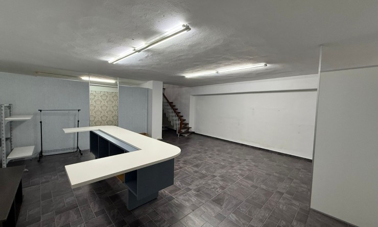 Wederverkoop - Local - Tavernes de la Valldigna - Pueblo