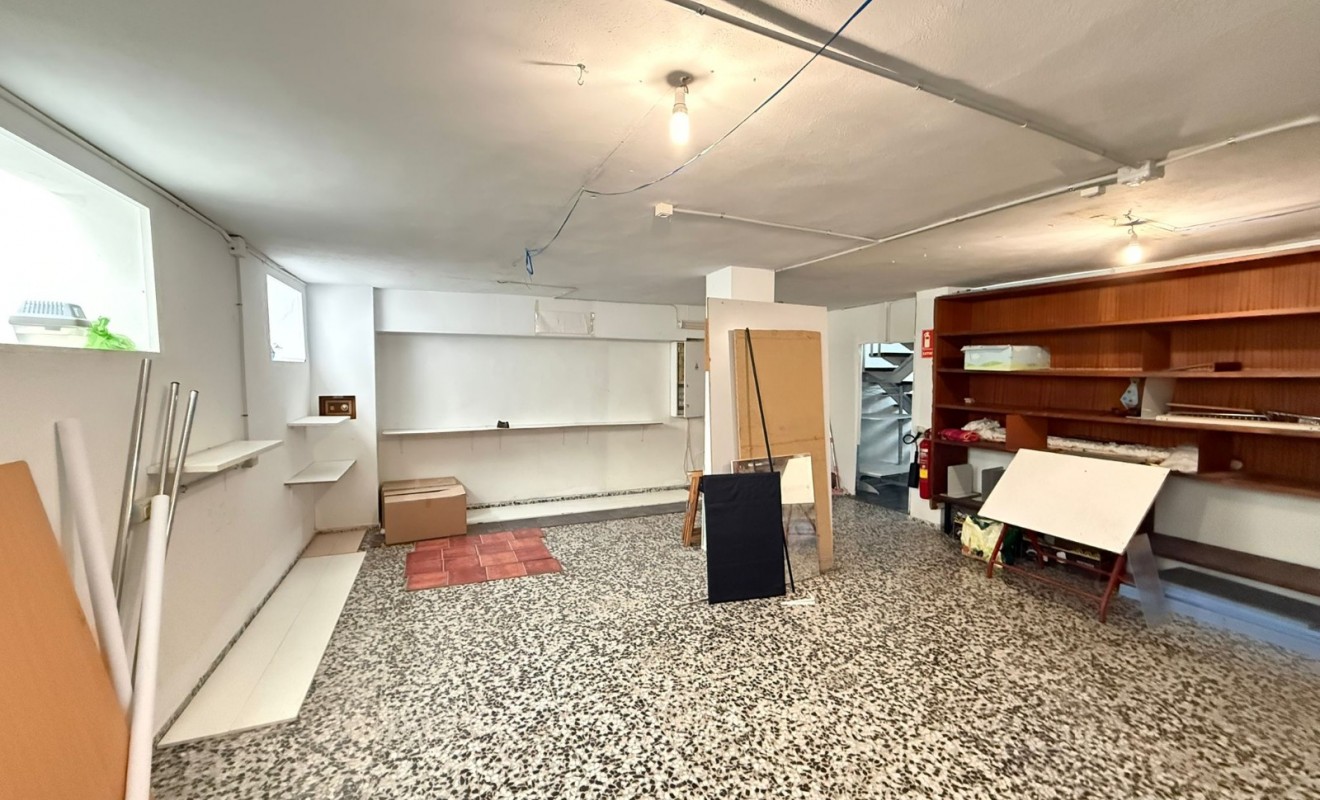 Wederverkoop - Local - Tavernes de la Valldigna - Pueblo