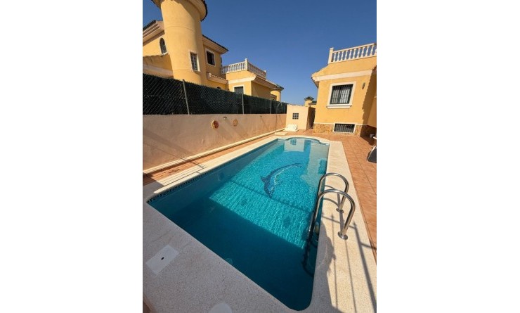 Wederverkoop - House - Orihuela - Villamartin