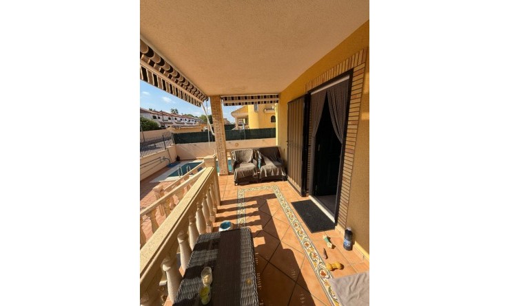 Wederverkoop - House - Orihuela - Villamartin