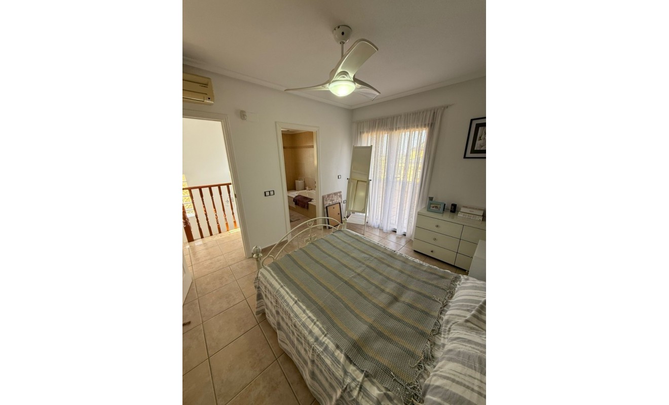 Wederverkoop - House - Orihuela - Villamartin