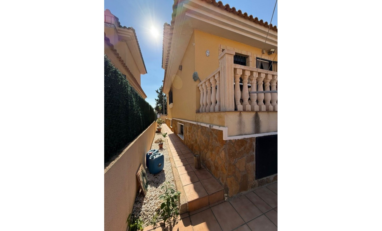 Wederverkoop - House - Orihuela - Villamartin