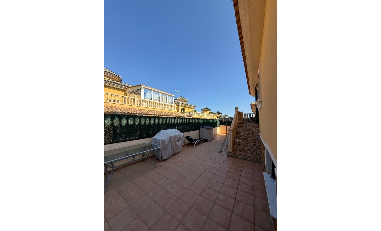 Wederverkoop - House - Orihuela - Villamartin