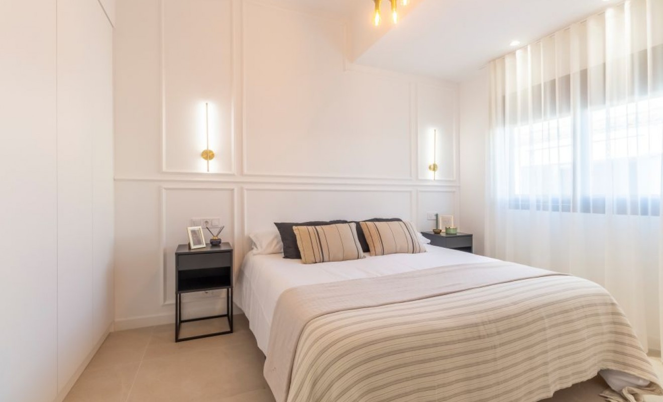 Sale - Semi Detached - Torrevieja - torrevieja