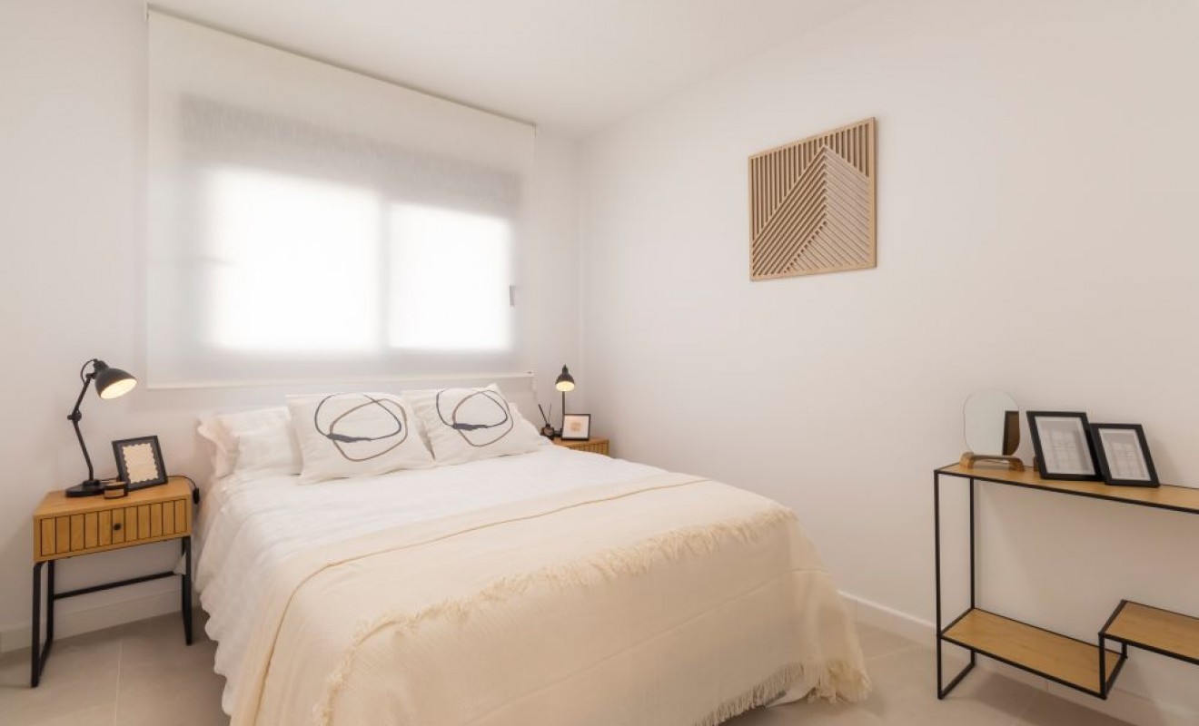 Sale - Semi Detached - Torrevieja - torrevieja