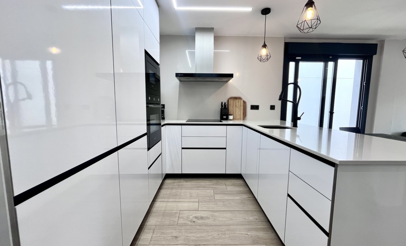 Wederverkoop - Villa - Punta Prima