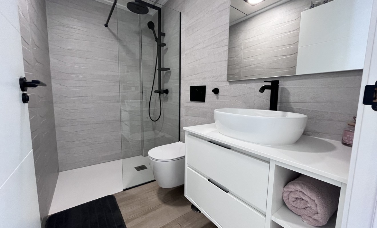 Wederverkoop - Villa - Punta Prima