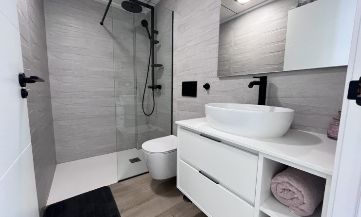 Wederverkoop - Villa - Punta Prima