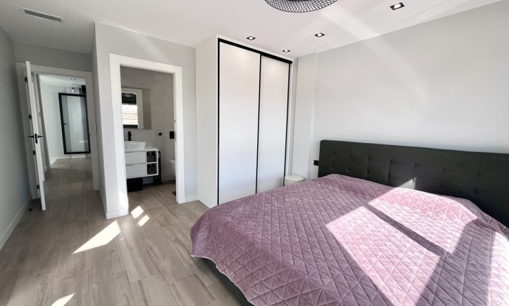 Wederverkoop - Villa - Punta Prima