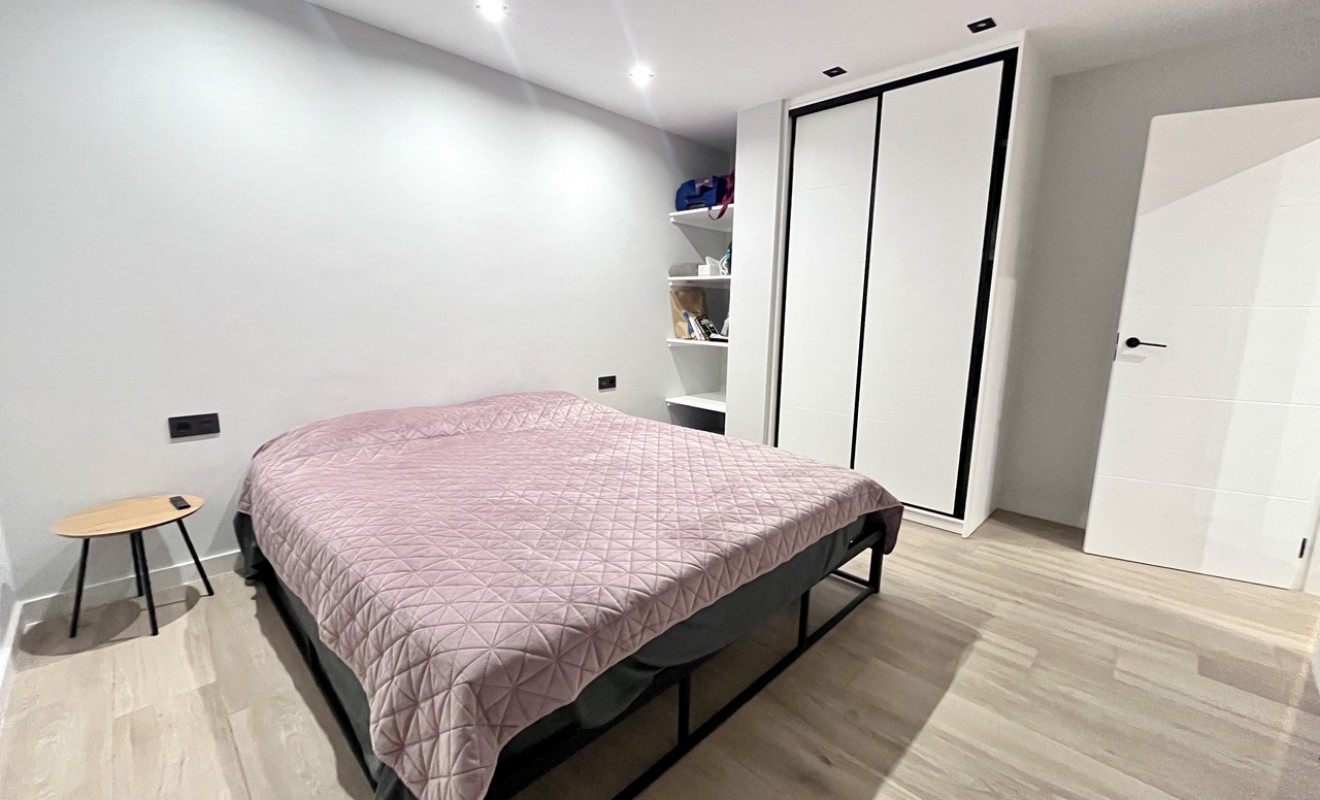 Wederverkoop - Villa - Punta Prima