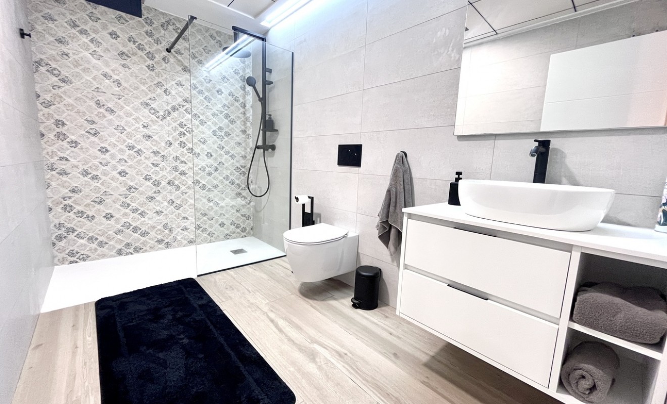 Wederverkoop - Villa - Punta Prima