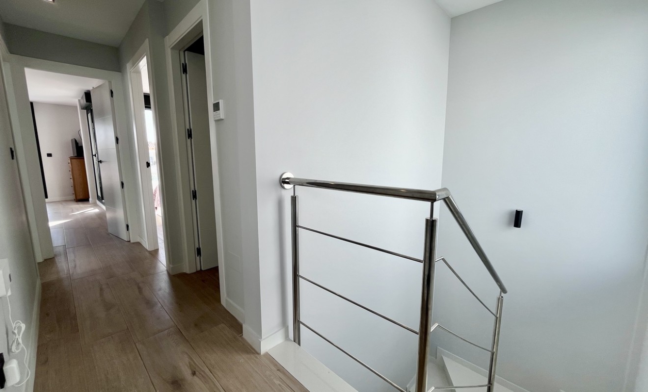 Wederverkoop - Villa - Punta Prima