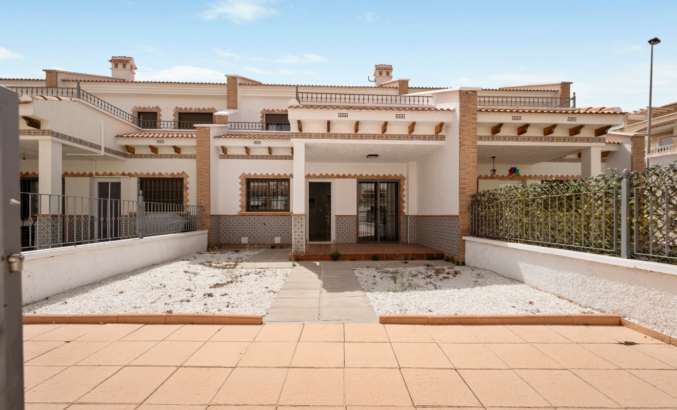 Sale - Town House - San Miguel de Salinas