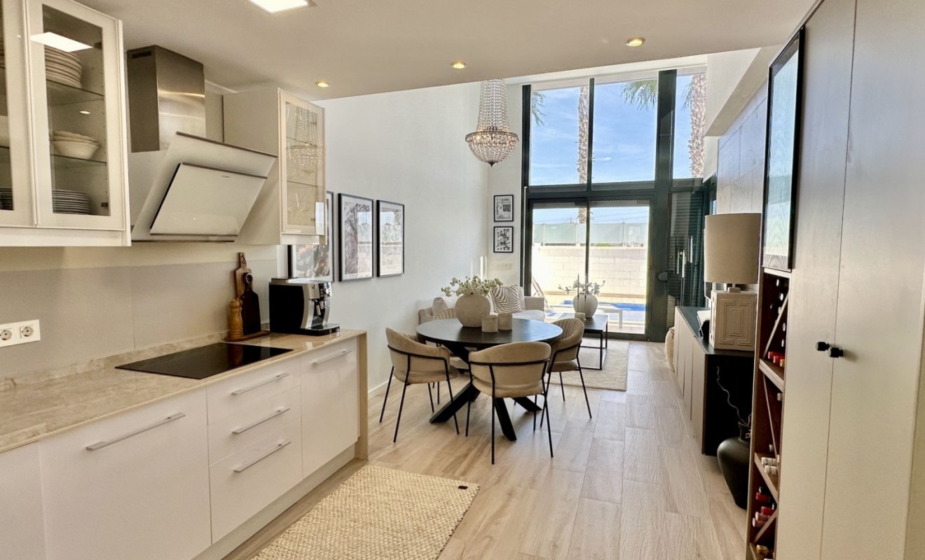 Wederverkoop - Detached villa - Orihuela Costa - Lomas de Cabo Roig