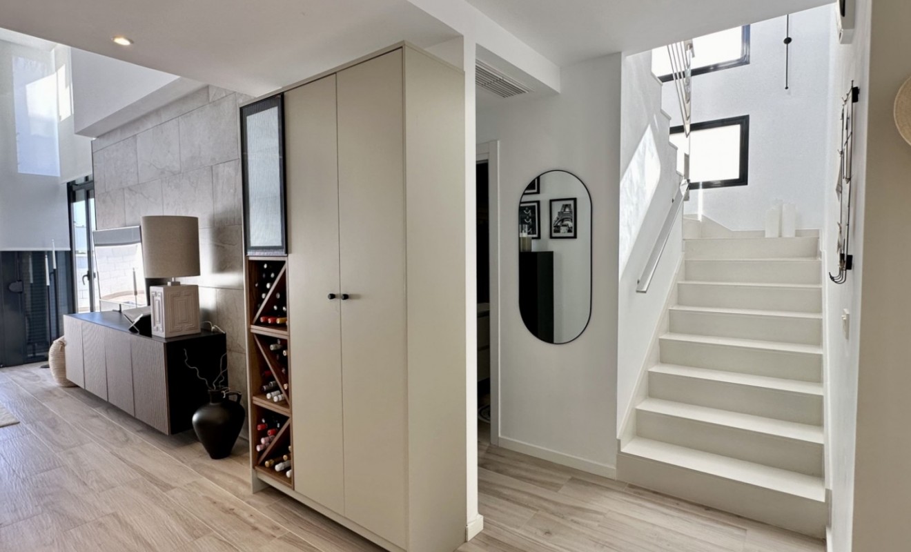 Wederverkoop - Detached villa - Orihuela Costa - Lomas de Cabo Roig