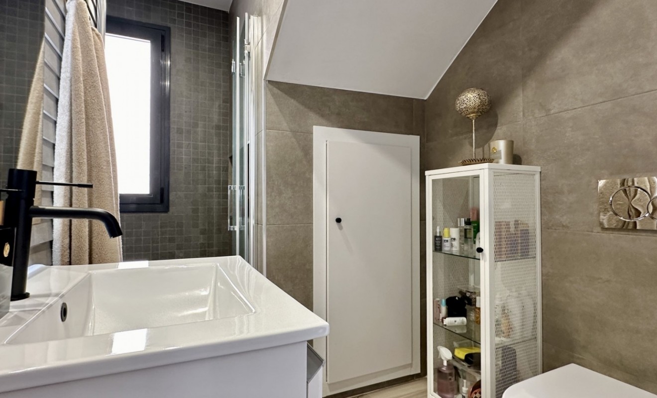 Wederverkoop - Detached villa - Orihuela Costa - Lomas de Cabo Roig