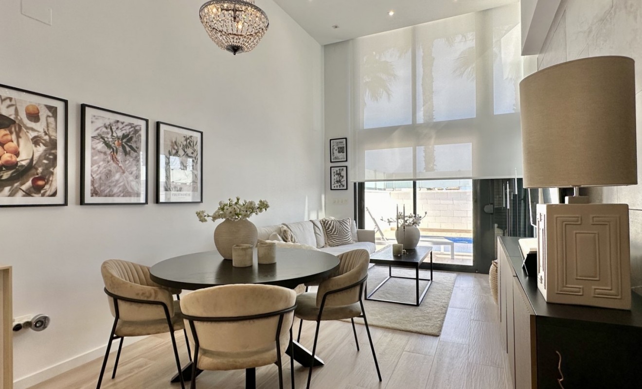 Wederverkoop - Detached villa - Orihuela Costa - Lomas de Cabo Roig