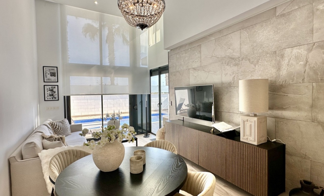 Wederverkoop - Detached villa - Orihuela Costa - Lomas de Cabo Roig