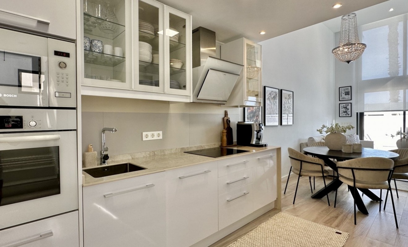 Wederverkoop - Detached villa - Orihuela Costa - Lomas de Cabo Roig