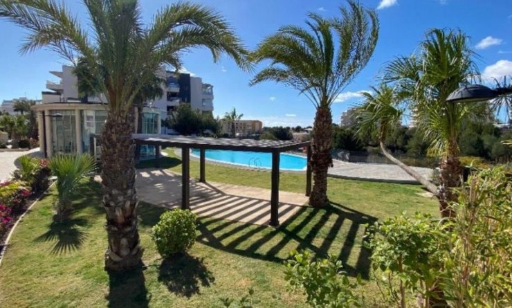 Wederverkoop - Appartement - Orihuela Costa - Villamartín