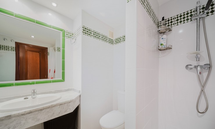 Sale - Apartamento - Torrevieja - Playa de los Locos