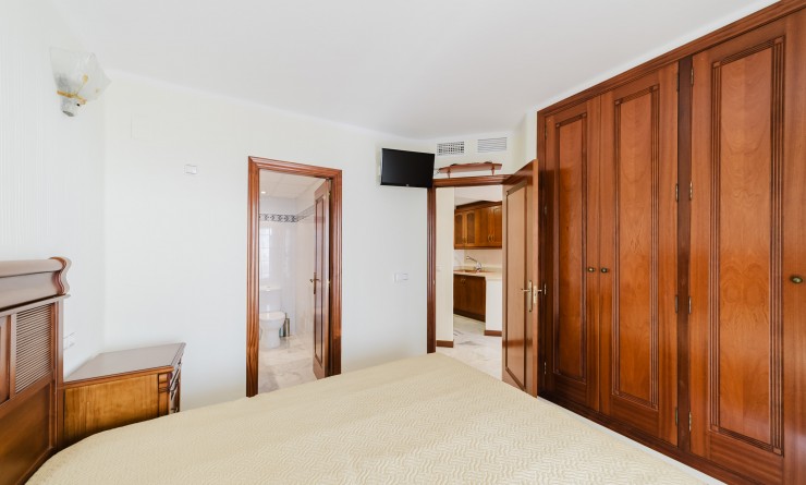 Sale - Apartamento - Torrevieja - Playa de los Locos
