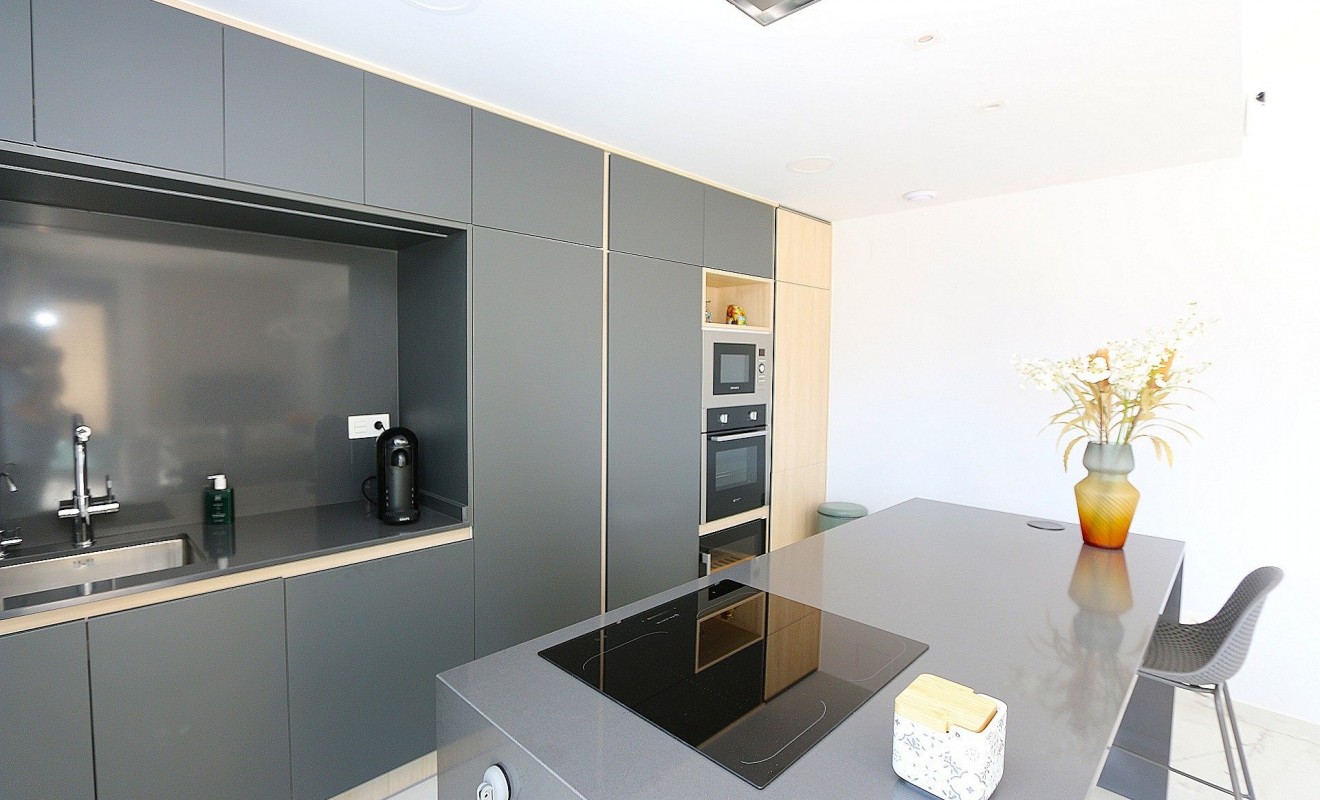 Sale - Penthouse - Los Altos