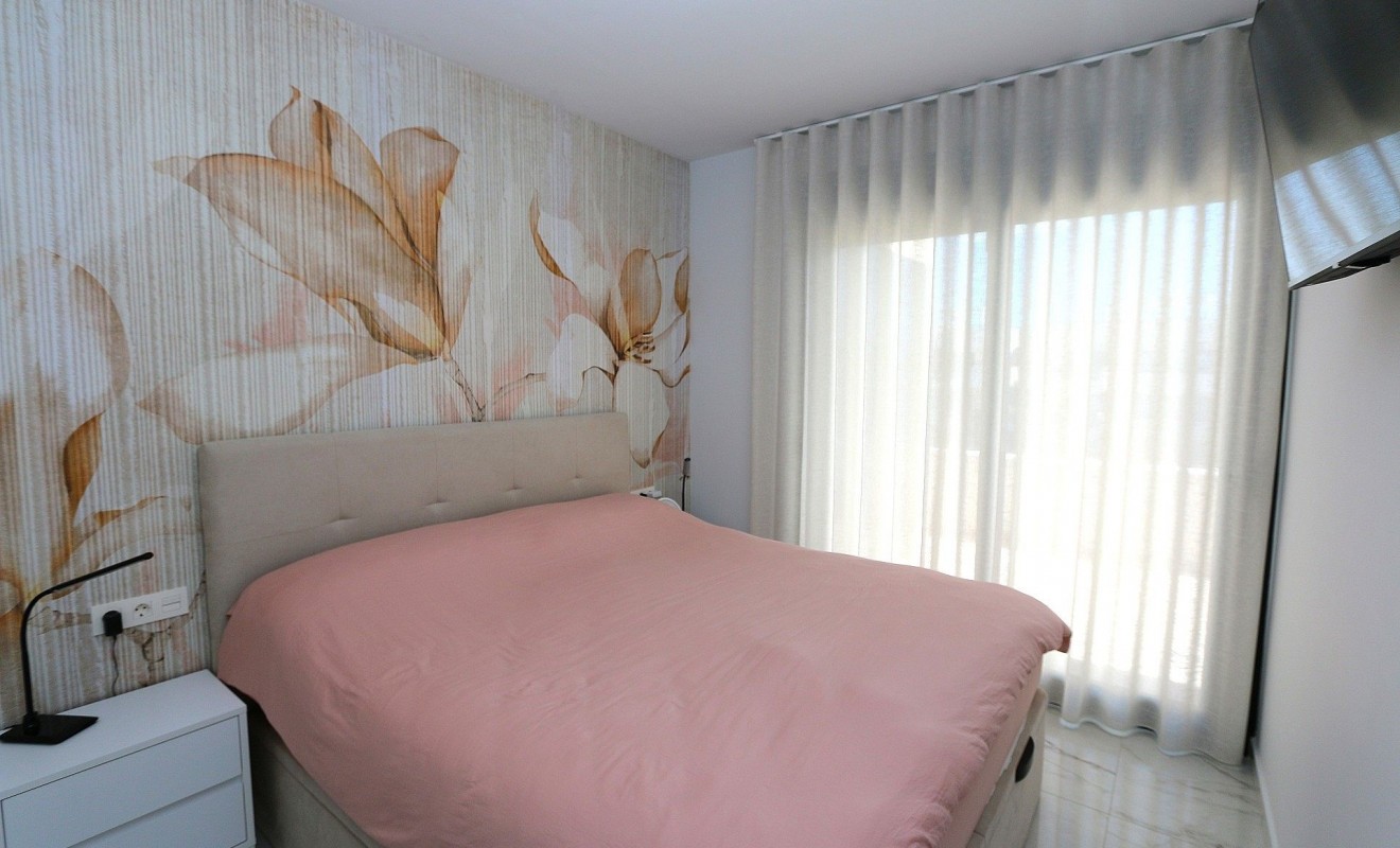 Sale - Penthouse - Los Altos