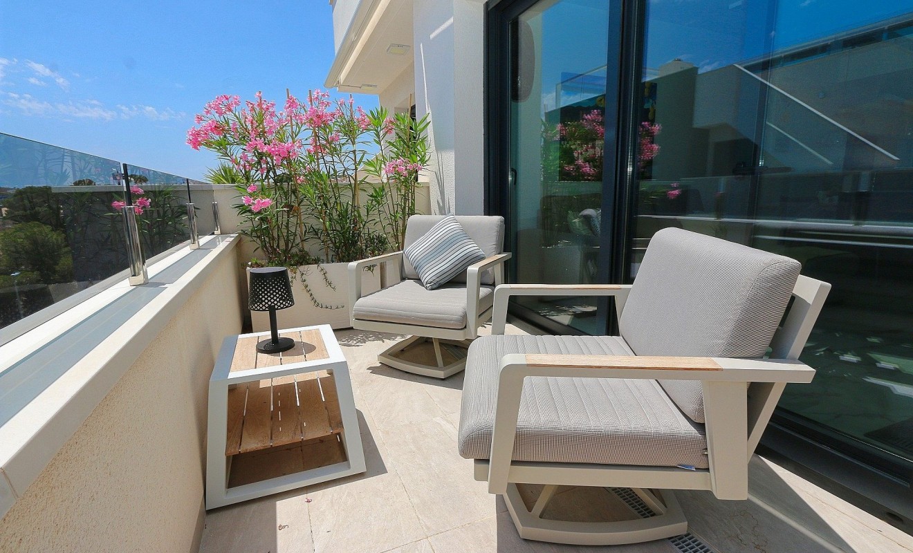 Sale - Penthouse - Los Altos