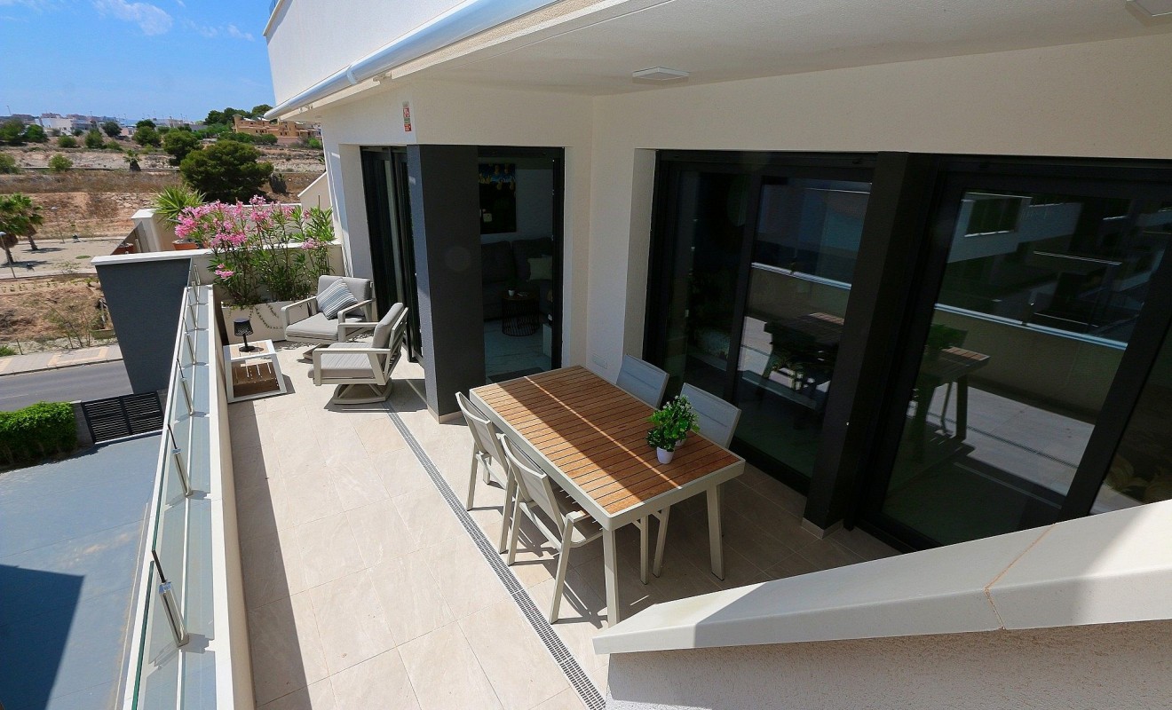 Sale - Penthouse - Los Altos