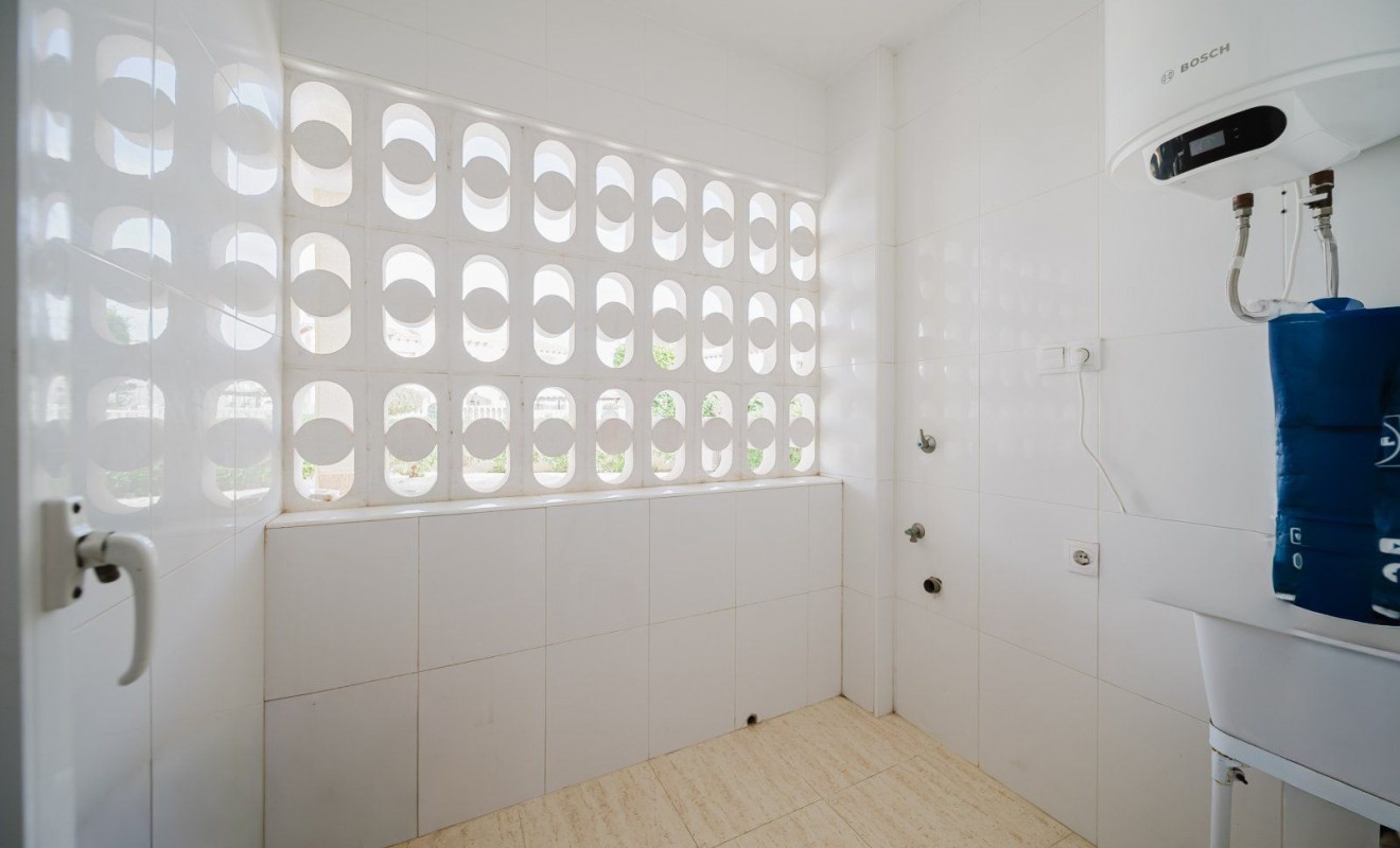 Sale - Apartamento - Orihuela Costa - Playa Flamenca