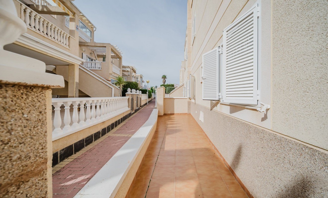 Sale - Apartamento - Orihuela Costa - Playa Flamenca