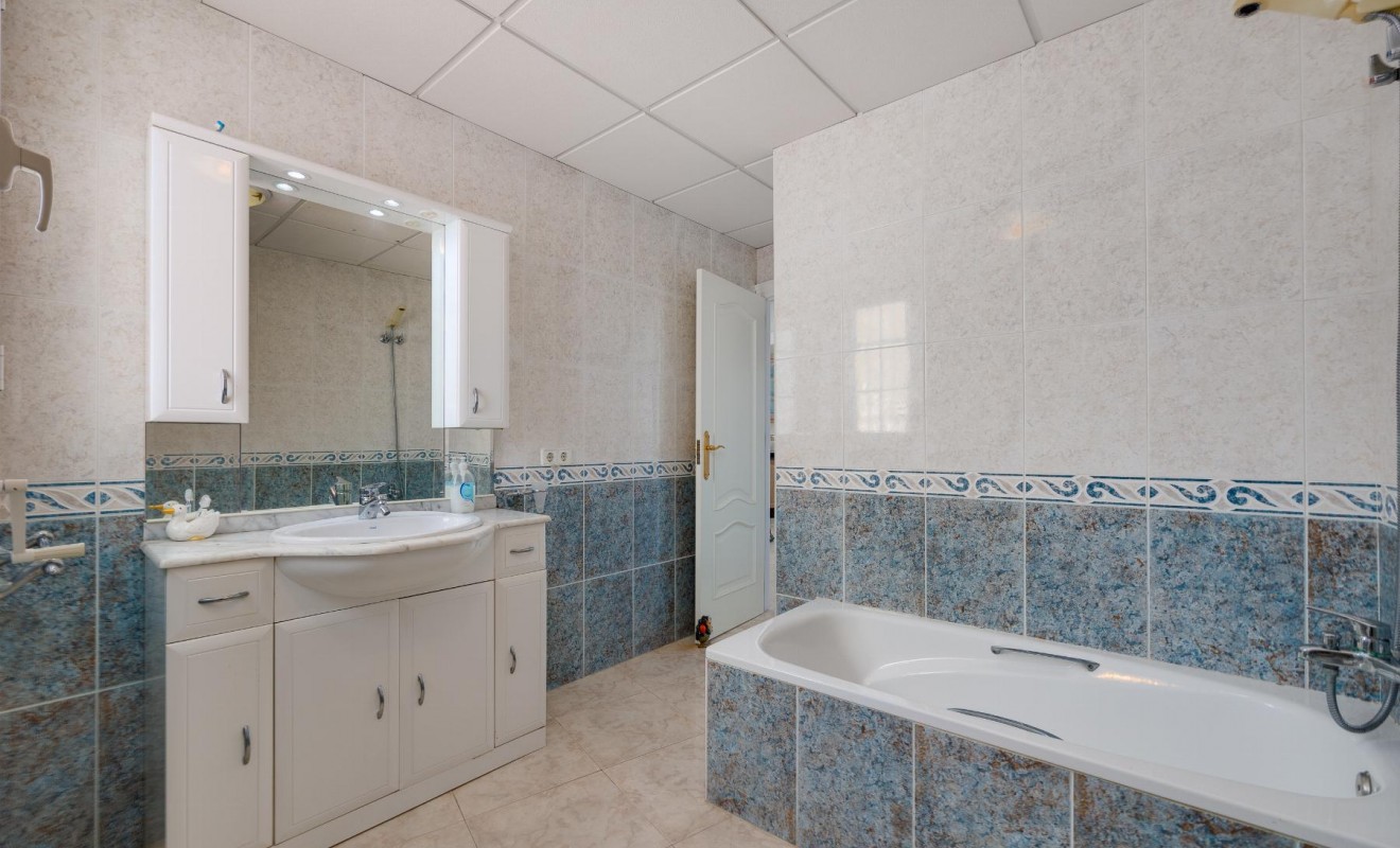 Wederverkoop - Apartamento - Torrevieja - Playa del Acequión