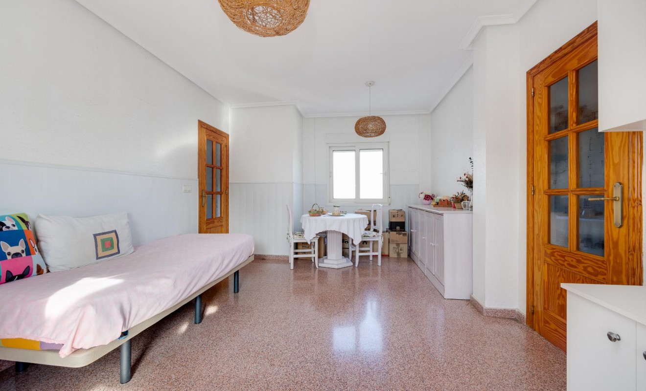 Sale - Apartamento - Torrevieja - Parque de las Naciones