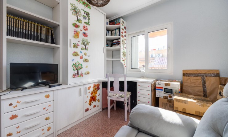 Sale - Apartamento - Torrevieja - Parque de las Naciones