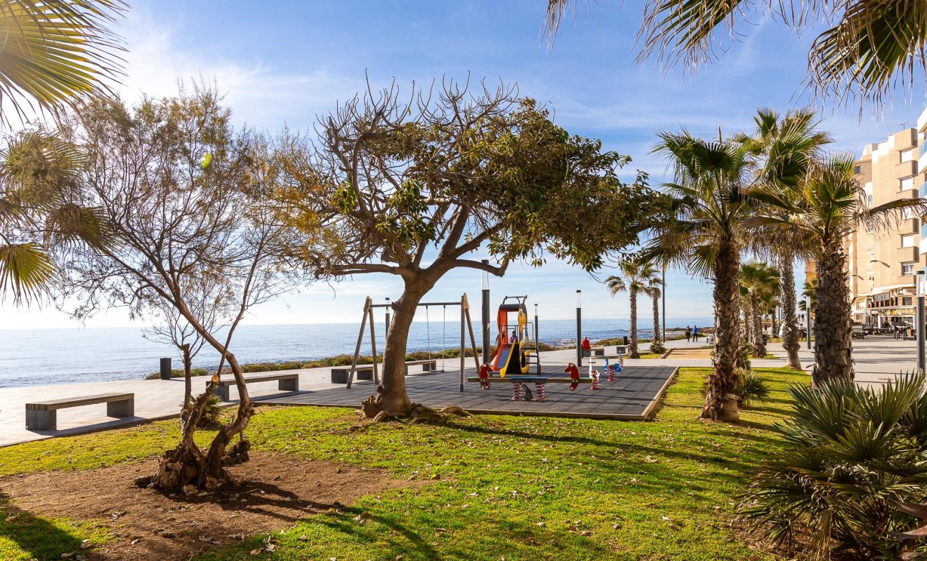 Sale - Apartamento - Torrevieja - Parque de las Naciones