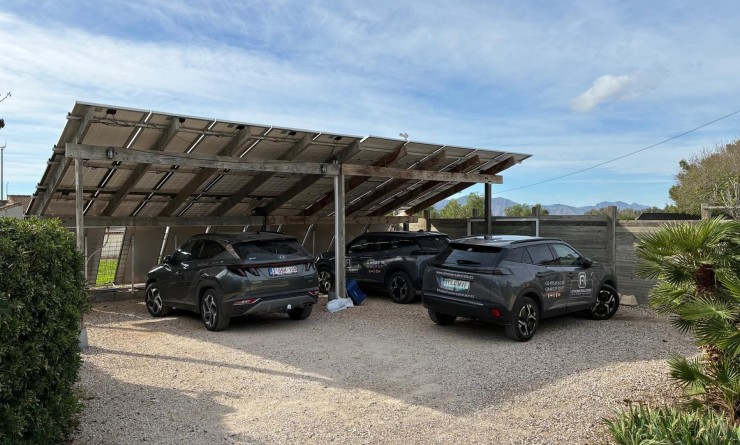 Sale - Detached villa - Crevillente