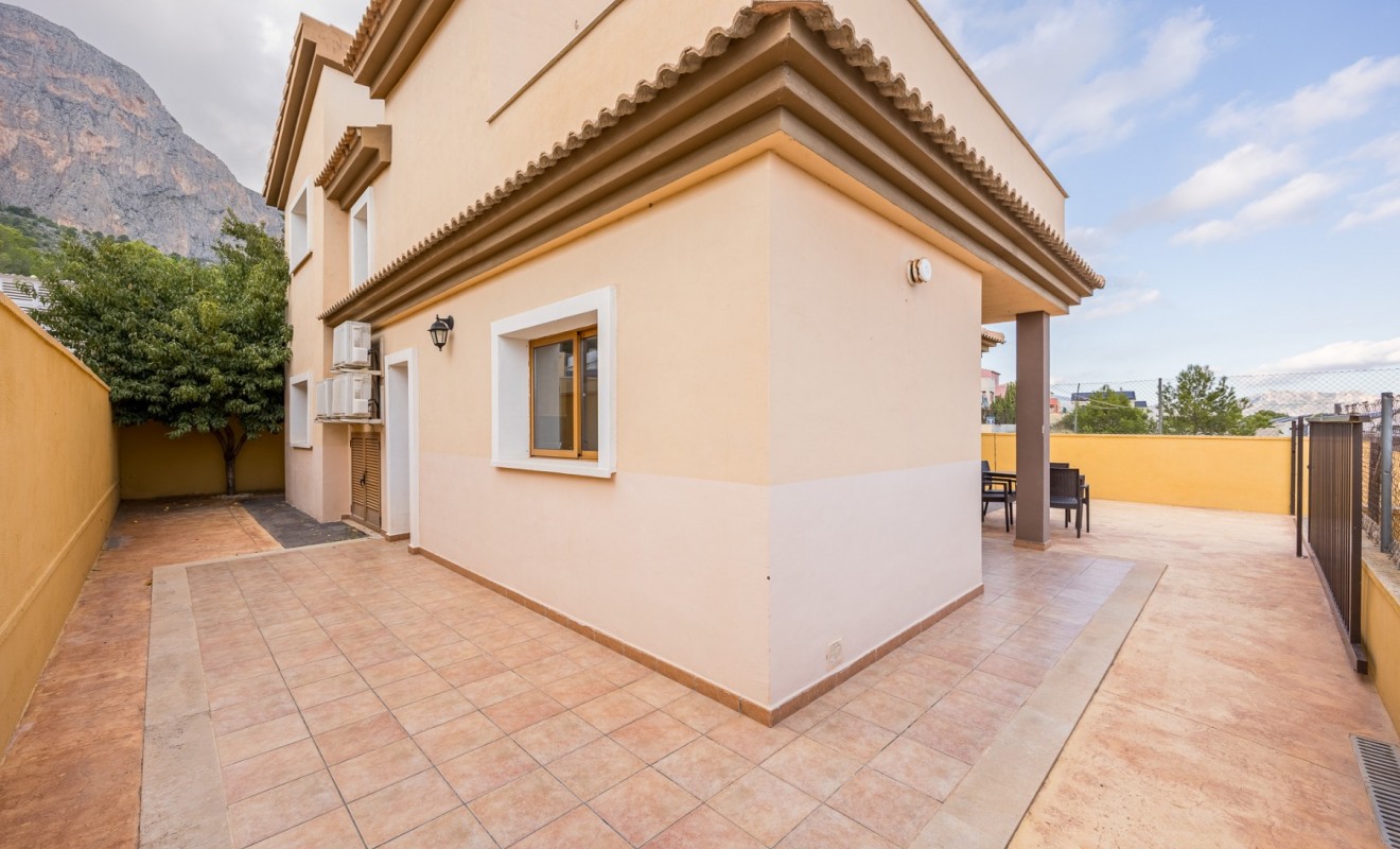 Wederverkoop - Chalet independiente - Polop